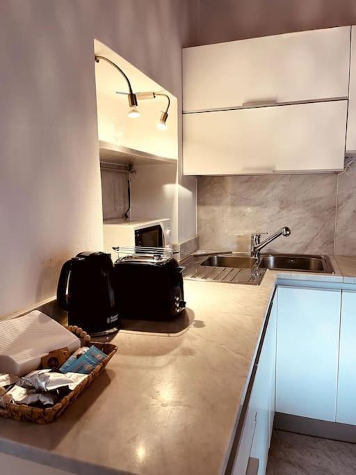 Carrara-Cave Di Marmo-Versilia Exclusive Triplex Екстер'єр фото